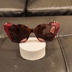 Gucci GG 1023S-009 Havana Burgundy/Brown Cat-Eye Women Sunglasses. NO CASE